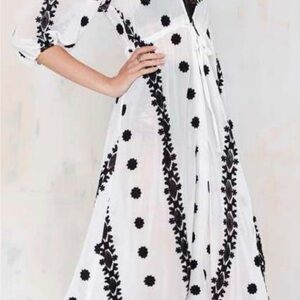 re:named Black and White midi dress size Medium